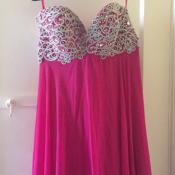 Prom Dress - Picture 3 of 4